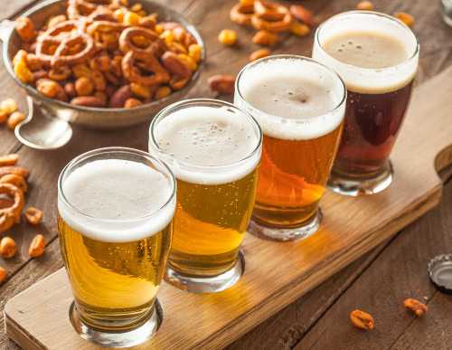 Régua com cervejas.