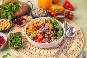 5 receitas de saladas leves e saudáveis para você comer bem