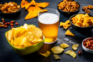 bebidas com petiscos